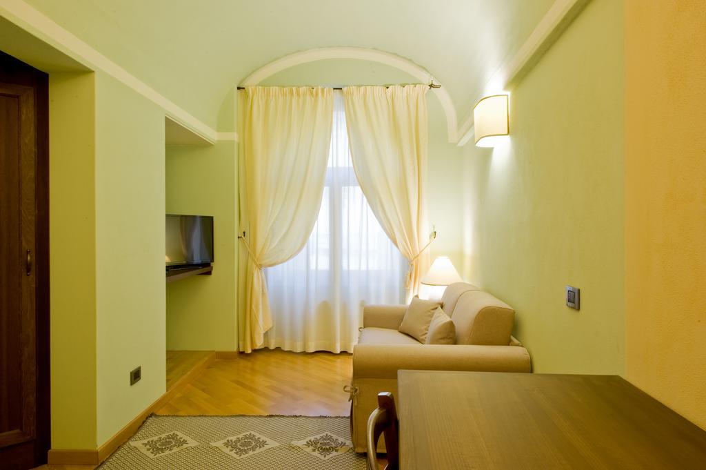 Piazza Azuni 18 Guest House Sassari Room photo